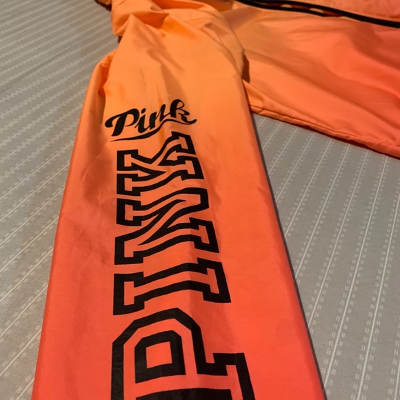 Ombré PINK windbreake - Picture 3 of 6